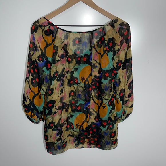 Diane Von Furstenberg Silk Floral 3/4 Sleeve Blouse Size 10 - Picture 5 of 8